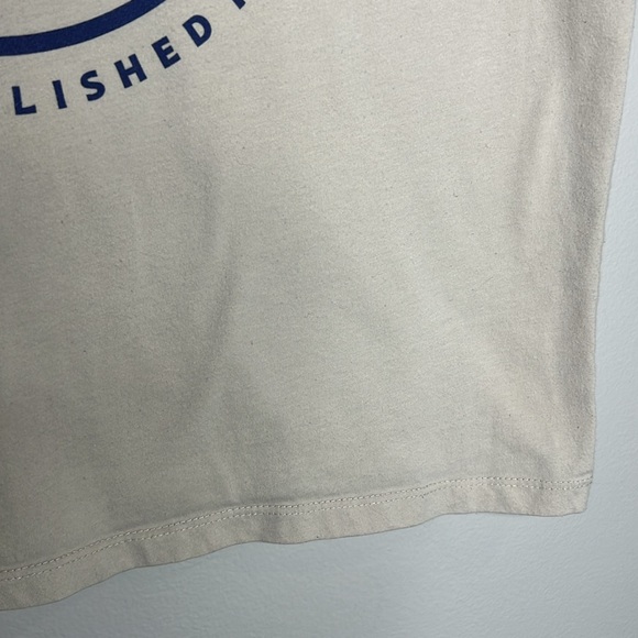Blue Moon Brewing cream and blue logo tee size Large - Picture 6 of 10